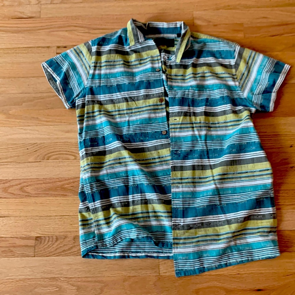 Deus Ex Machina light weight button up